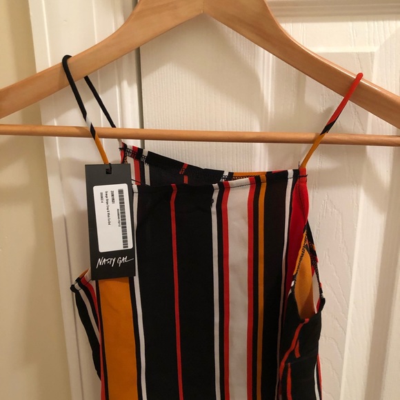 NWT crop top - Picture 3 of 3